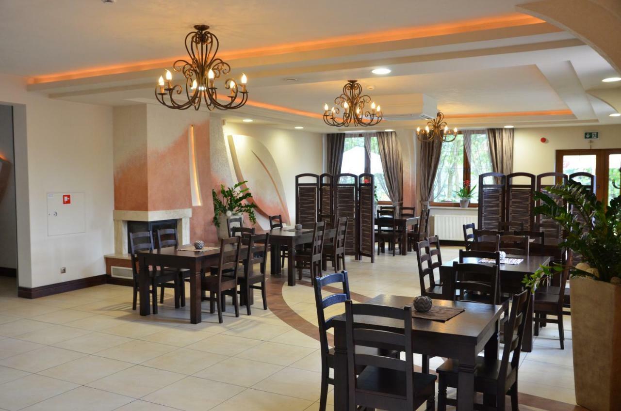 Hôtel Dworek Anna à Podgora Extérieur photo