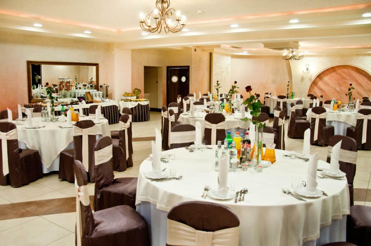 Hôtel Dworek Anna à Podgora Extérieur photo